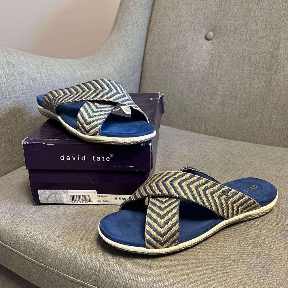 David Tate Sleek Criss Cross slide sandals size 9.5 Wide